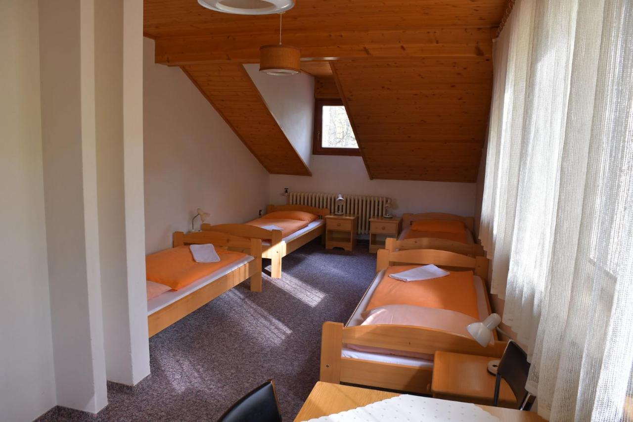 Sola Gratia Hotel Bystrice pod Hostynem Exterior photo